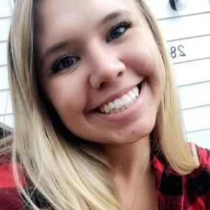 Meet your Posher, Julia